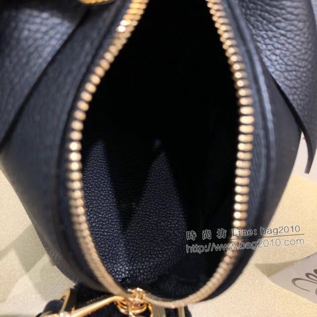 LOEWE包包 羅意威酷炫小黑兔包包 10165  tcl1328